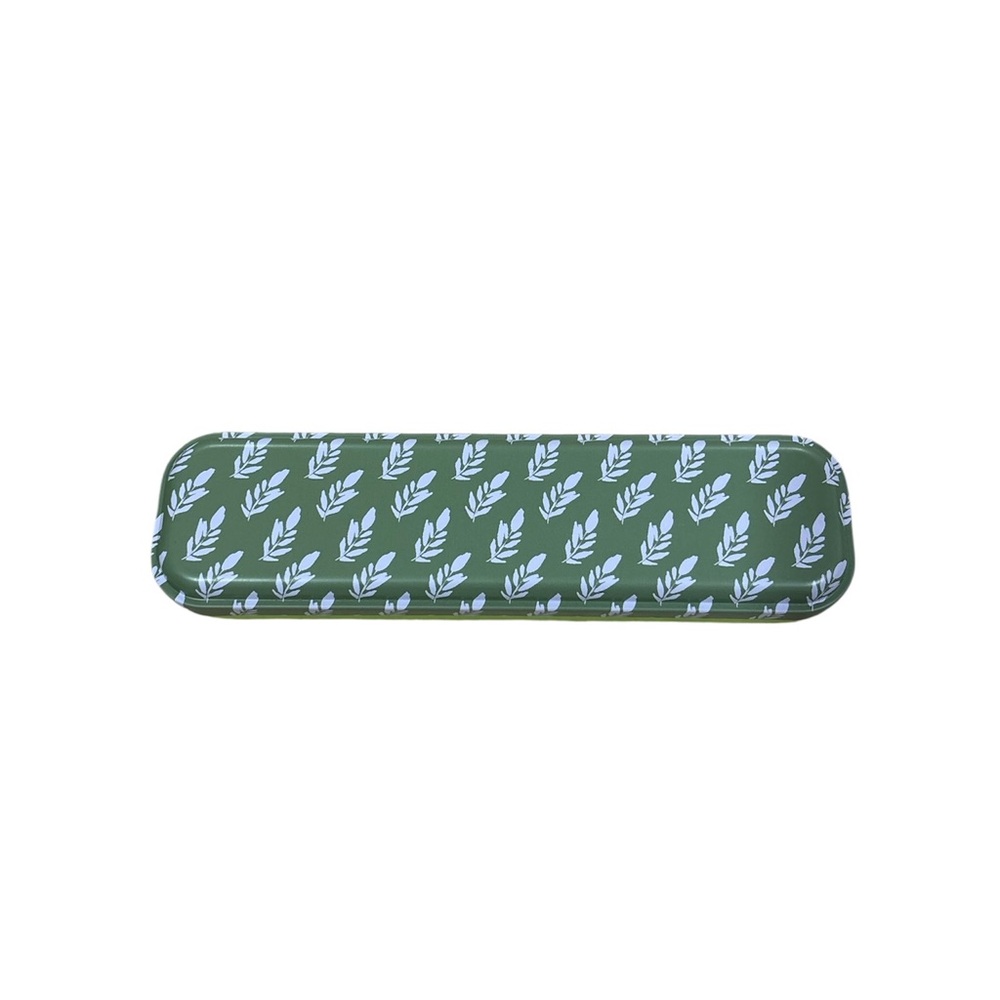 green leaf pencil case